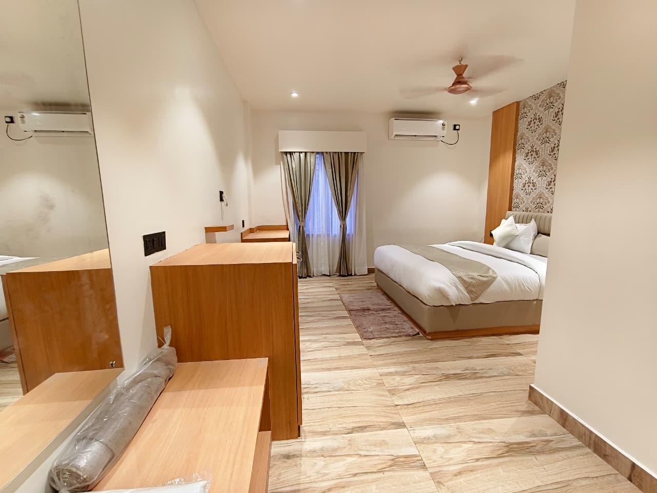 Deluxe Room ( Single Bed ) 